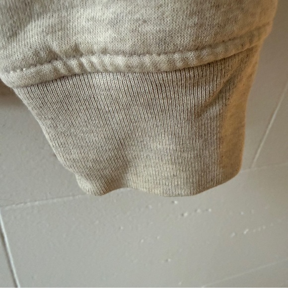 45 ✏️GAP | Classic Logo Beige Crewneck Sweatshirt | Acadamia | Size XS - Picture 9 of 9